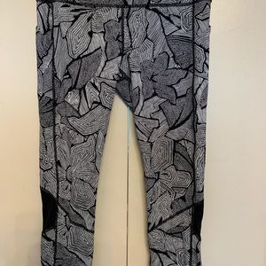 Lululemon Tight Stuff legging